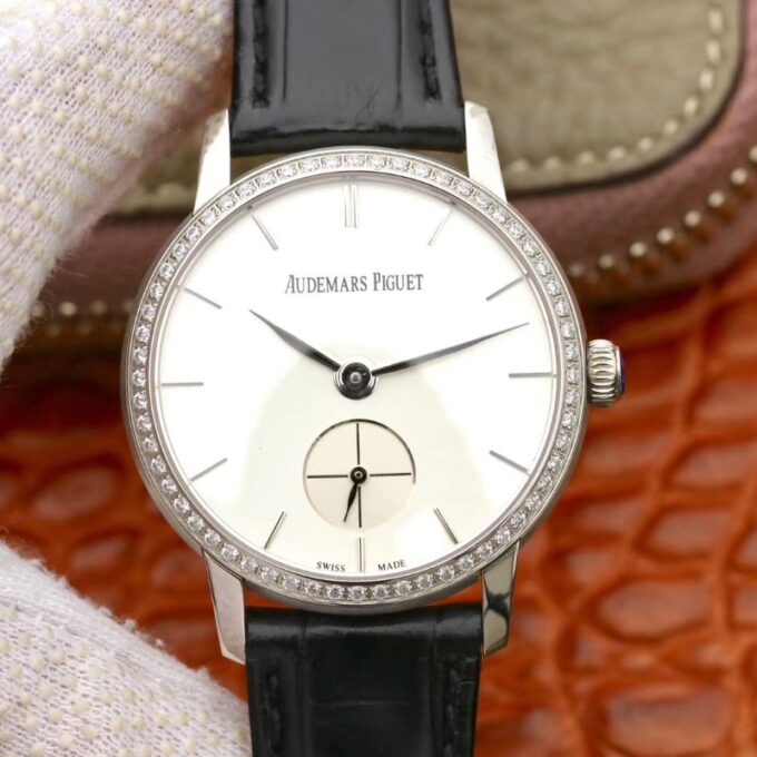 高仿爱彼Jules Audemars系列77239BC.ZZ.A002CR.01精钢镶钻白盘