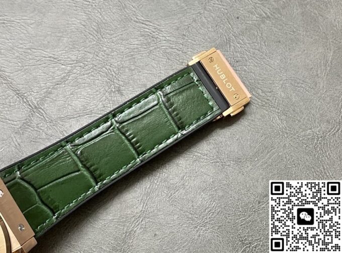 1AA28339-B9FD-C0D3-491D-8480E7A59E3D