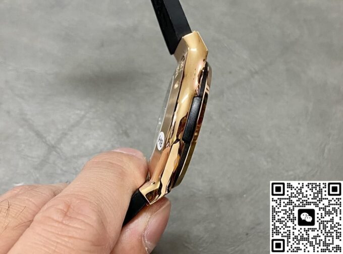 A6D0B8DF-0554-DC17-AA3E-DA5236AC2153